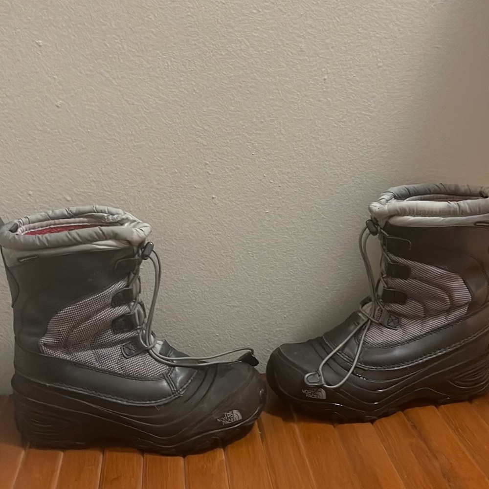 North face winter/ snow boots